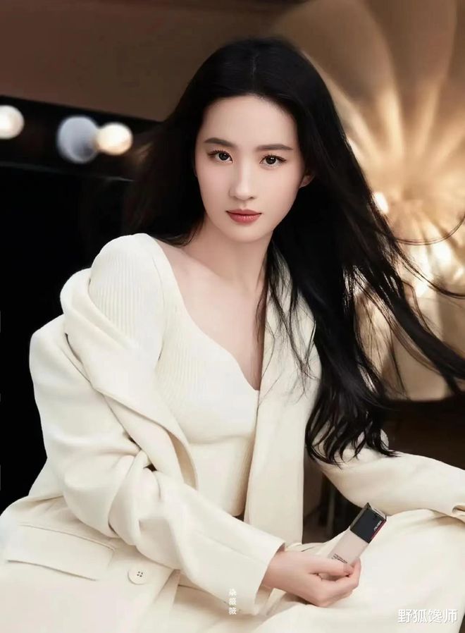刘米乐亦菲成资生堂代言人刘亦菲的脸代言任何化妆品都有说服力(图2)